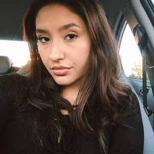 Meet your Posher, Ayesha